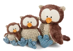 Cuddly toy owl Oscar with turnable head
