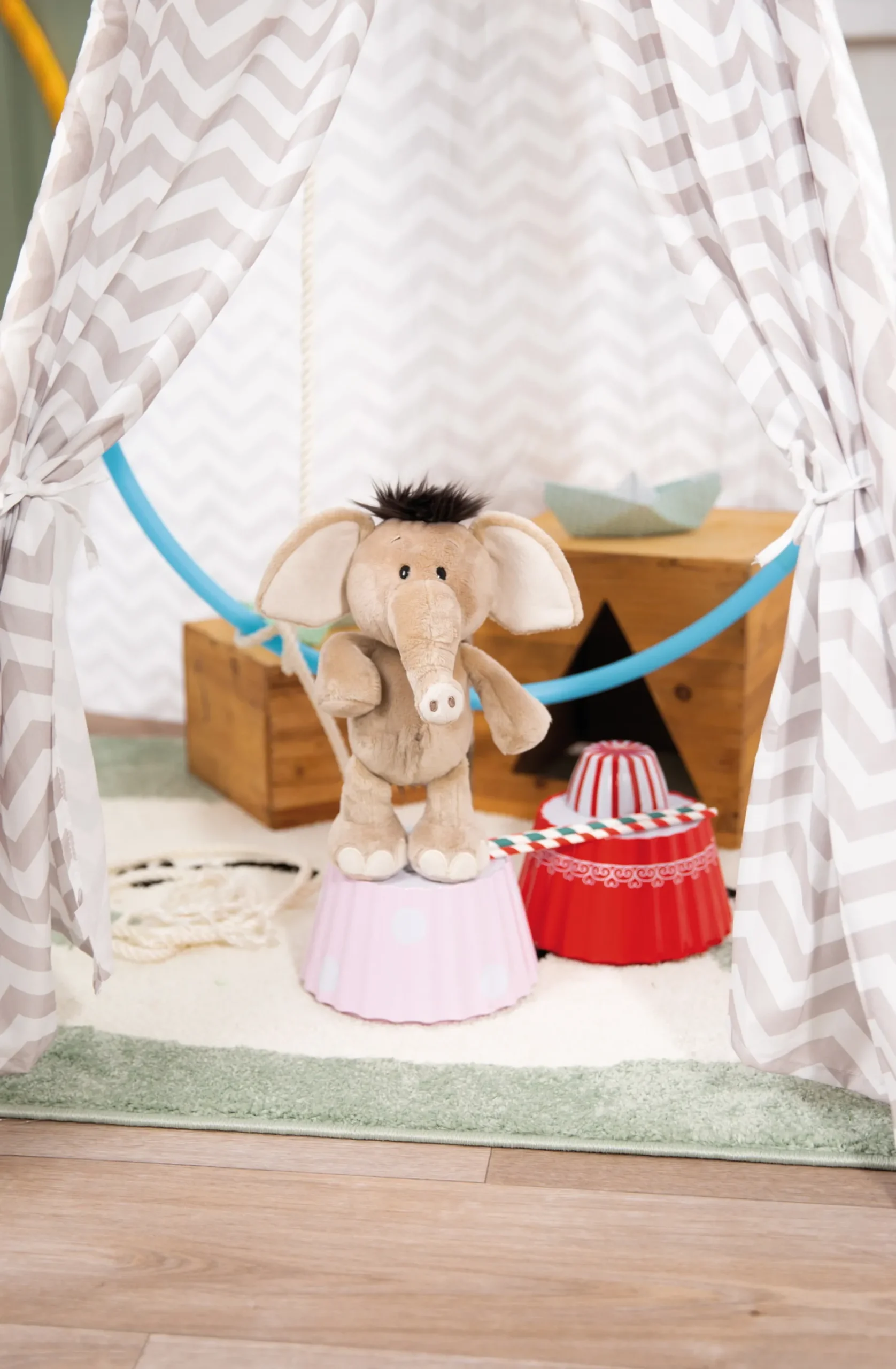 Elephant El-Frido 25cm dangling