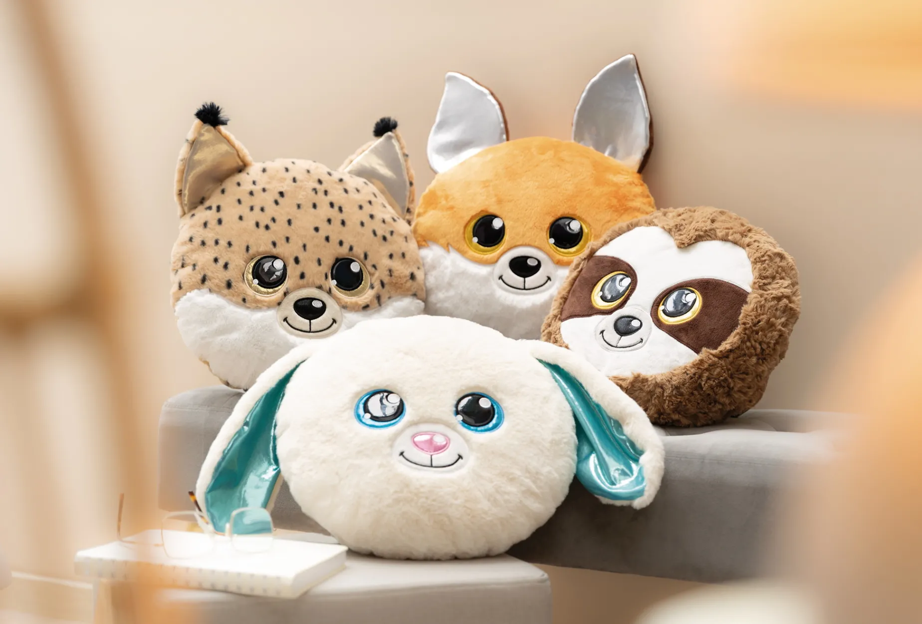 GLUBSCHIS Figural Cushion Lynx Lenzo