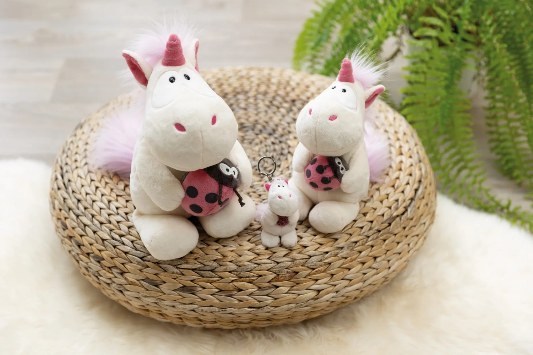 Keyholder Unicorn Theodor with ladybird NICI GREEN