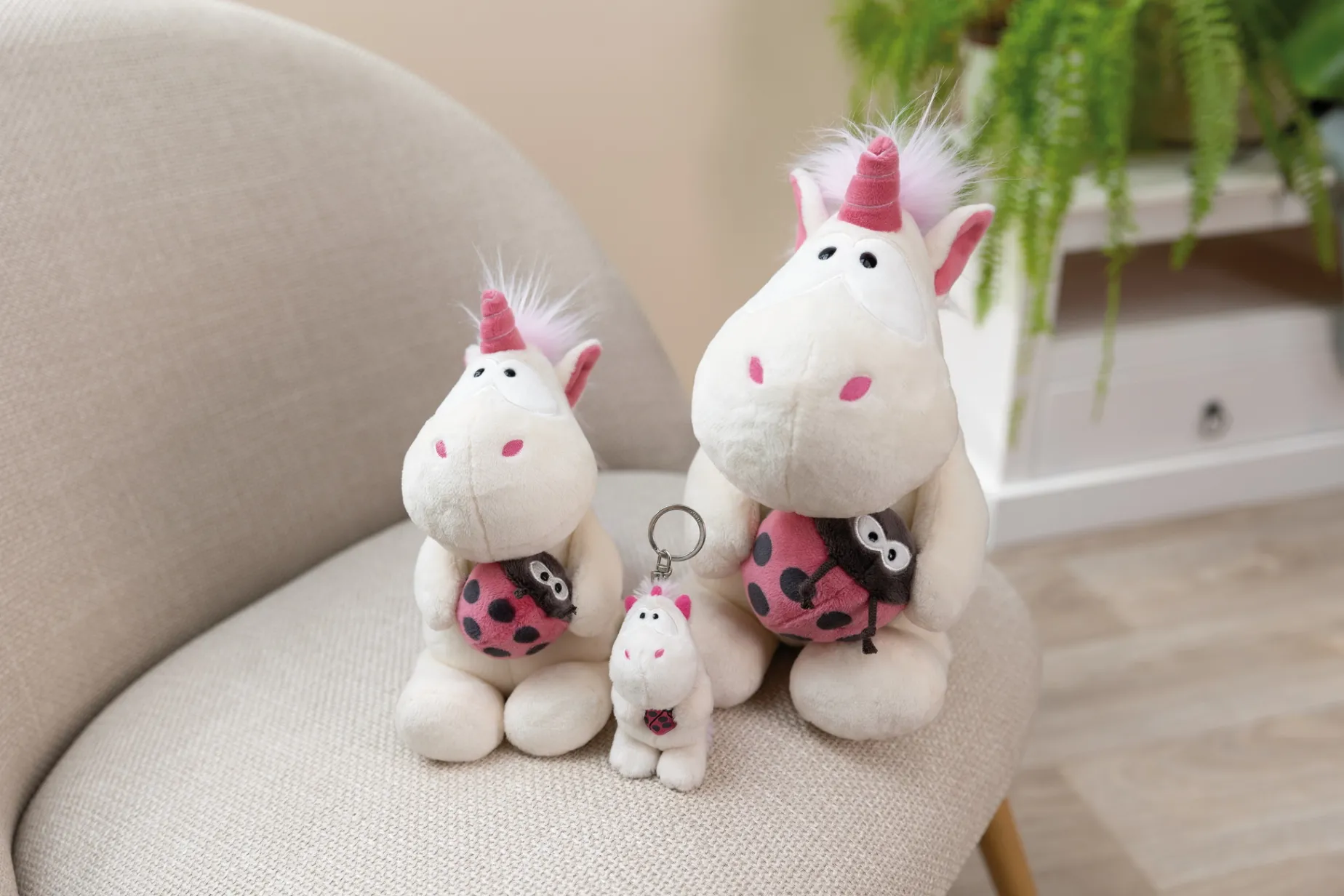 Keyholder Unicorn Theodor with ladybird NICI GREEN