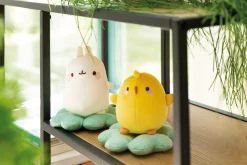 MOLANG 12cm on cloverleaf